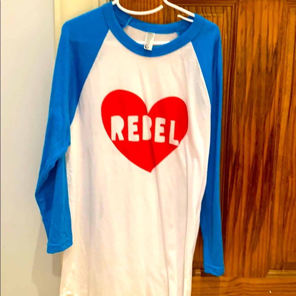 Super cute gameday shirt!